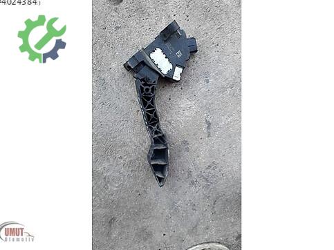 Toyota Corolla Gaz Pedalı çıkma parça