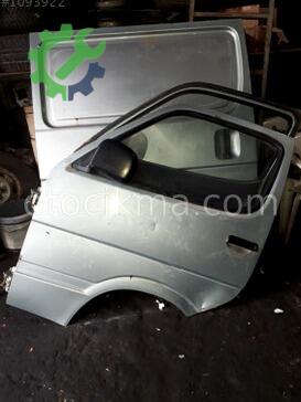 Toyota Hiace Sol Ön Kapı çıkma parça