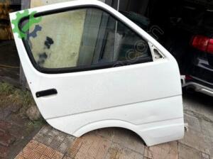 TOYOTA Hİ-ACE SAĞ ÖN KAPI KOMPLE