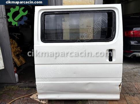 Toyota Hiace Sağ Sürgülü Kapı çıkma parça