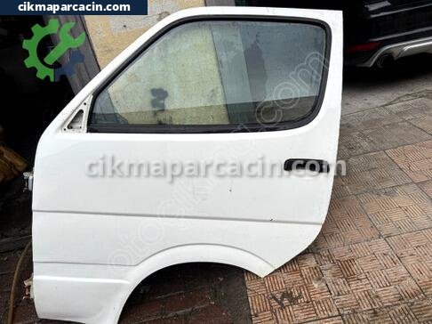 Toyota Hiace Sol Ön Kapı çıkma parça