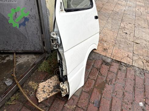 Toyota Hiace Sol Ön Kapı çıkma parça