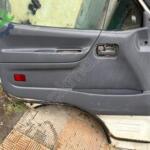 TOYOTA Hİ-ACE SOL ÖN KAPI KOMPLE
