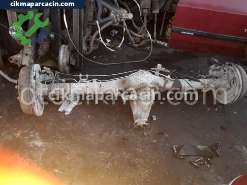 Toyota Hiace Defransiyel çıkma parça