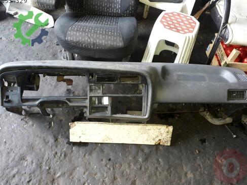Toyota Hiace Torpido çıkma parça