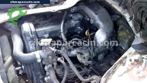 Toyota Hiace Hava Filtresi Kutusu çıkma parça