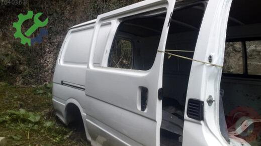 Toyota Hiace Fitil çıkma parça
