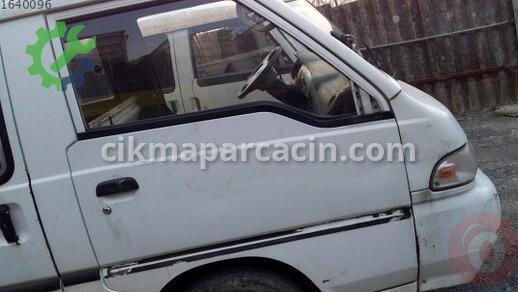 Toyota Hiace Ön Defransiyel çıkma parça
