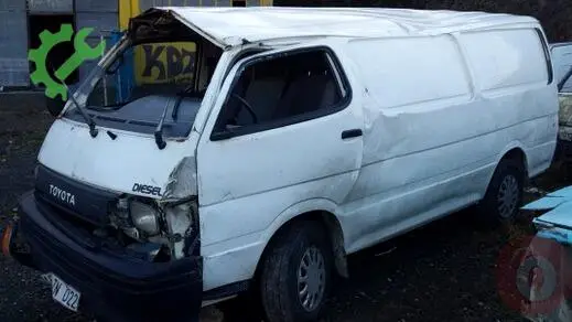 Toyota Hiace Şarj Dinamosu çıkma parça