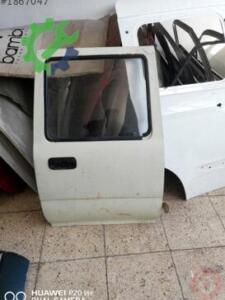 Toyota hiluks sağ arka kapı çıkma orjinal