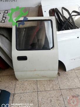 Toyota Hilux Sağ Arka Kapı çıkma parça