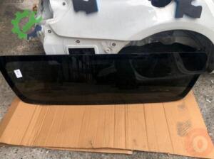 Toyota Hilux Arka Cam Hatasız Orjinal Çıkma