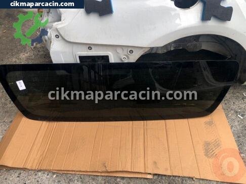 Toyota Hilux Arka Cam çıkma parça