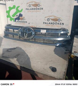 Toyota Hilux Ön Panjur çıkma parça