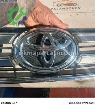 Toyota Hilux Ön Panjur çıkma parça