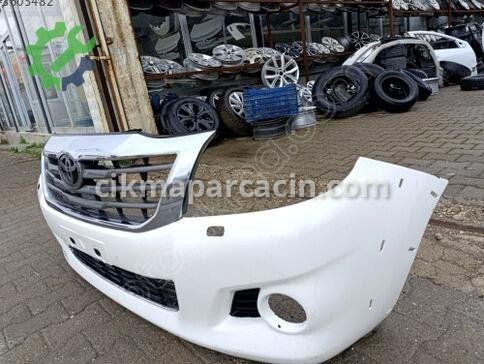 Toyota Hilux Ön Tampon çıkma parça