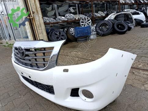 Toyota Hilux Ön Tampon çıkma parça