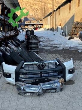 Toyota Hilux Ön Tampon çıkma parça
