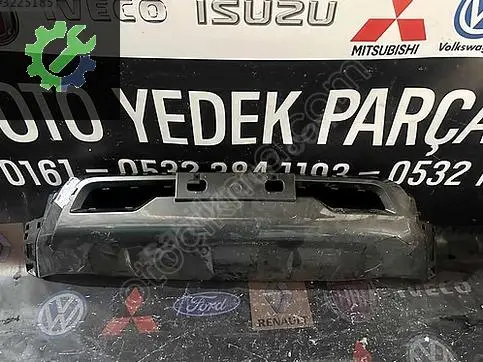Toyota Hilux Ön Panjur çıkma parça