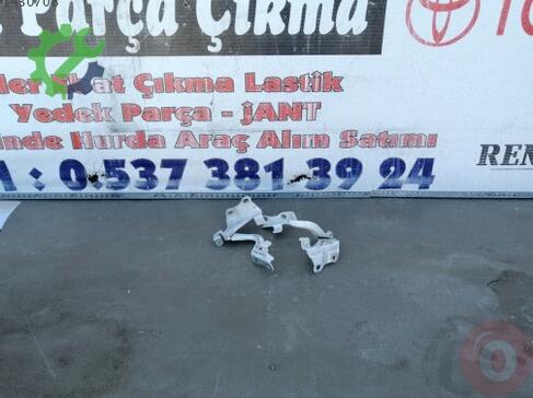 Toyota Hilux Kapı Menteşesi çıkma parça
