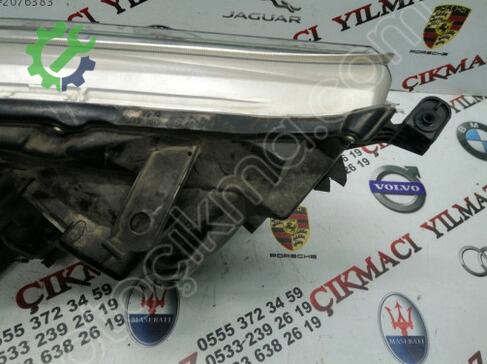 Toyota Hilux LED Far çıkma parça