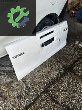 Toyota Corolla Bagaj Kapağı çıkma parça