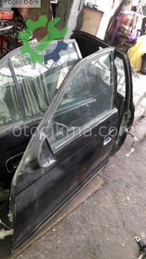 Toyota Carina Sağ Arka Kapı çıkma parça