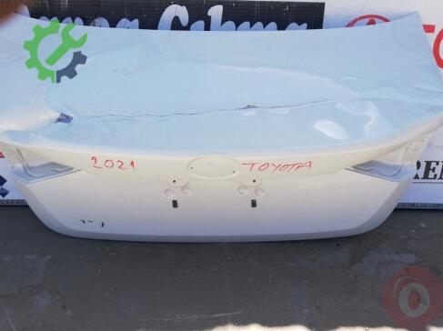 Toyota Corolla Arka Bagaj çıkma parça