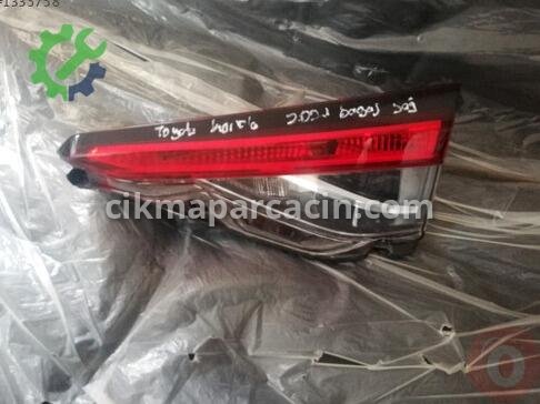 Toyota Corolla Bagaj Stop çıkma parça