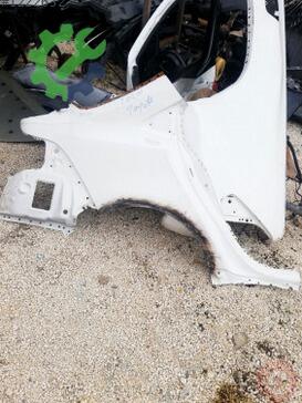 Toyota Corolla Sağ Arka Çamurluk çıkma parça