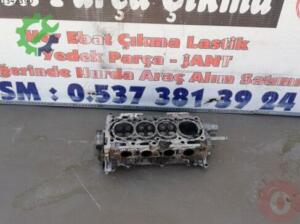 Toyota korola wvt motor üst kapağı 1999 ve2003 model