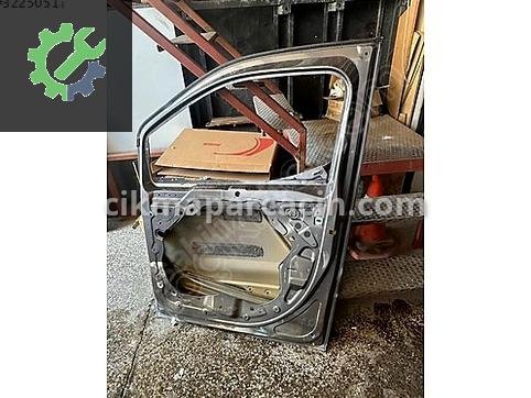 Toyota Proace City Ön Kapı çıkma parça