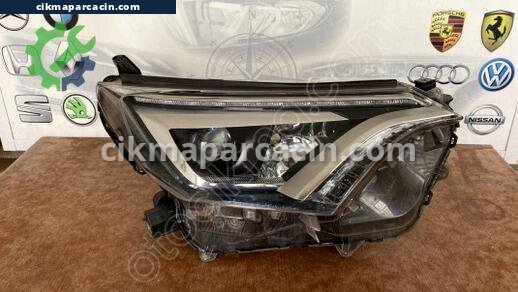 Toyota RAV4 Sağ Ön Far çıkma parça