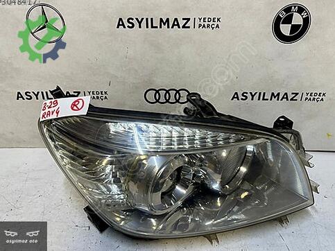 Toyota RAV4 Sağ Ön Far çıkma parça