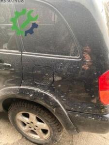Çıkma Sol Arka Çamurluk — Toyota RAV4