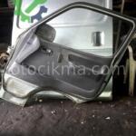 Toyota sağ ön kapi  hatasiz  orjinal