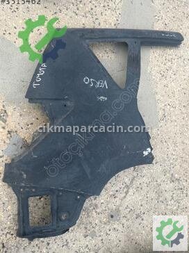 Toyota Verso Sağ Arka Çamurluk çıkma parça