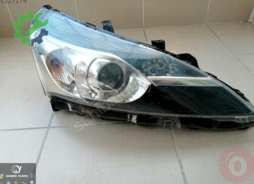 Toyota Verso Xenon Far çıkma parça