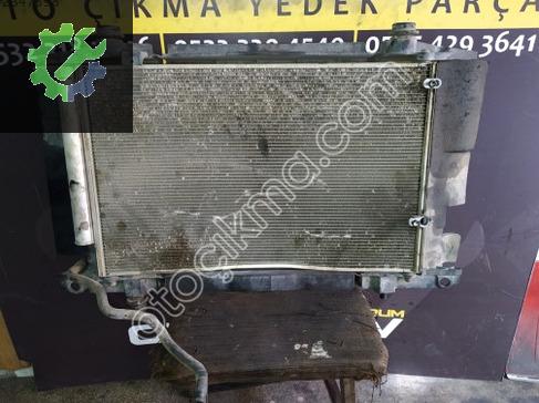 Toyota Corolla Su Radyatörü çıkma parça