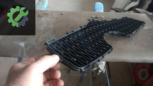 Toyota Yaris Ön Panjur çıkma parça