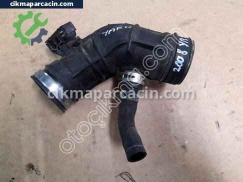 Toyota Yaris Turbo çıkma parça