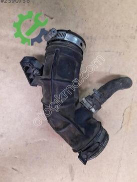 Toyota Yaris Turbo çıkma parça