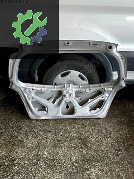 Toyota Yaris Bagaj Kapağı çıkma parça