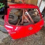 TOYOTA YARİS BAGAJ KAPAĞI ÇIKMA ORJİNAL