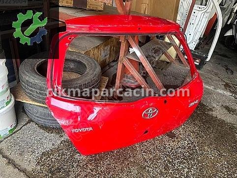 Toyota Yaris Bagaj Kapağı çıkma parça