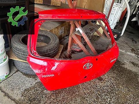 Toyota Yaris Bagaj Kapağı çıkma parça