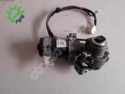 Toyota Yaris Beyin çıkma parça