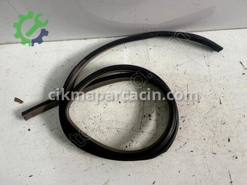 Toyota Yaris Fitil çıkma parça