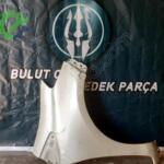 TOYOTA YARİS ORJİNAL ÇIKMA SAĞ ÖN ÇAMURLUK