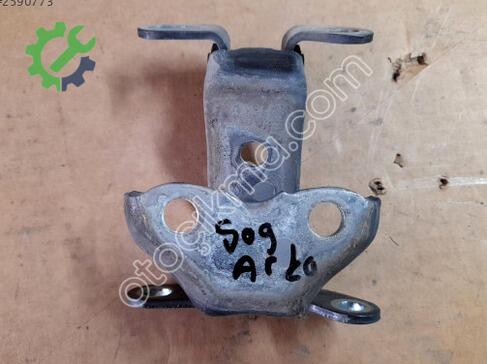 Toyota Yaris Sağ Arka Kapı Menteşesi çıkma parça